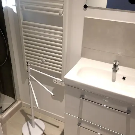 Charmante A Avec Piscine Privee *